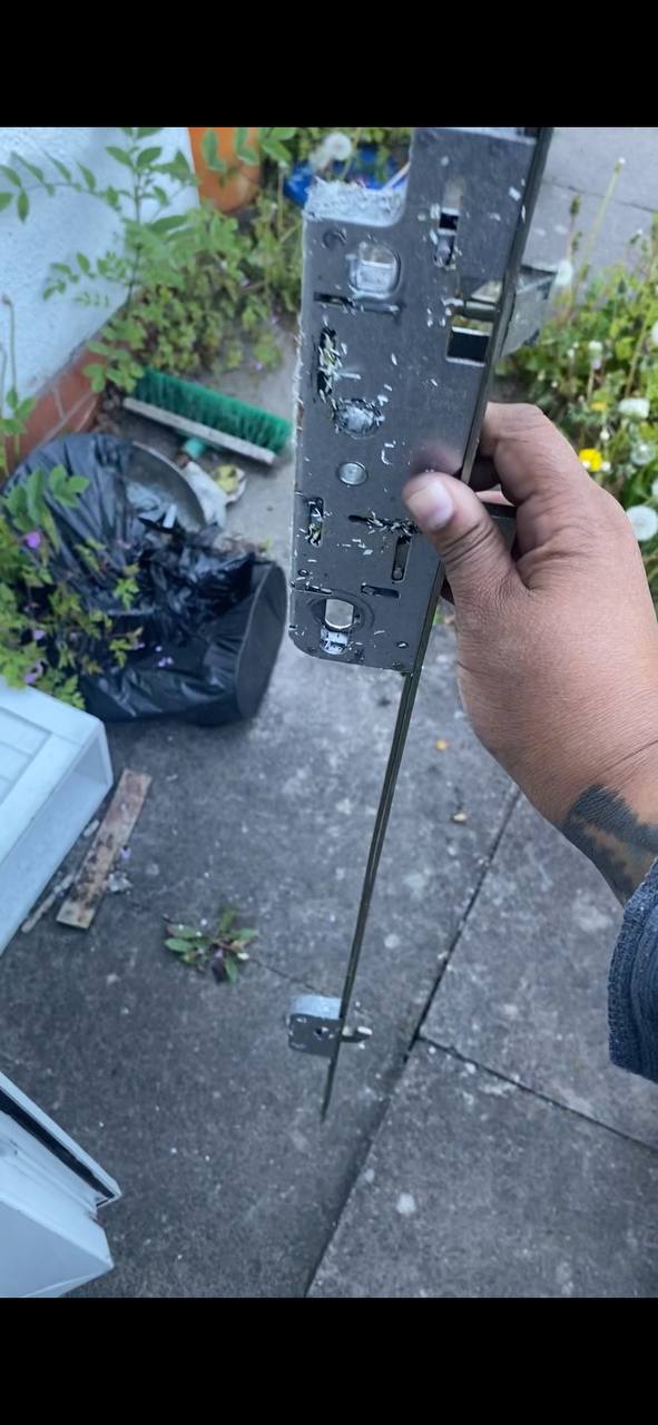 Multipoint lock gearbox replacement