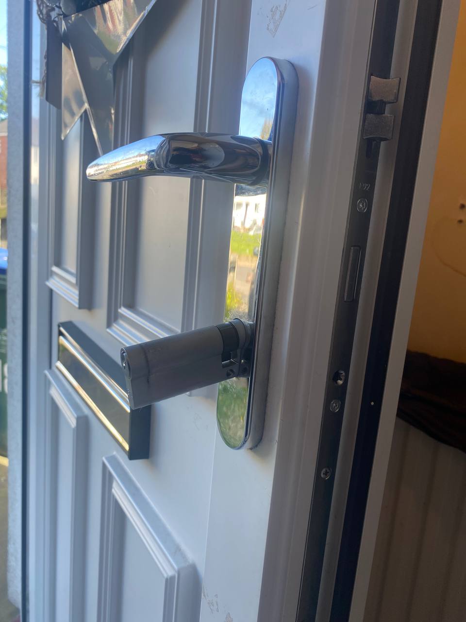 Lock snapping repair - damaged euro cylinder